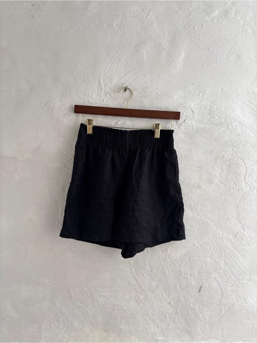 Quince 100% European Linen High Waisted Shorts